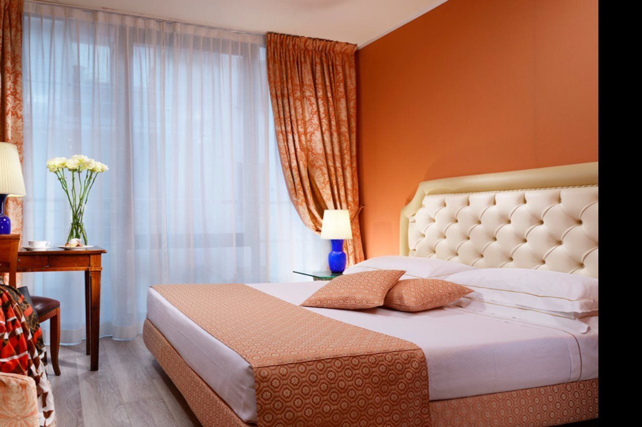 Hotel Pierre Milano Exterior foto A bedroom